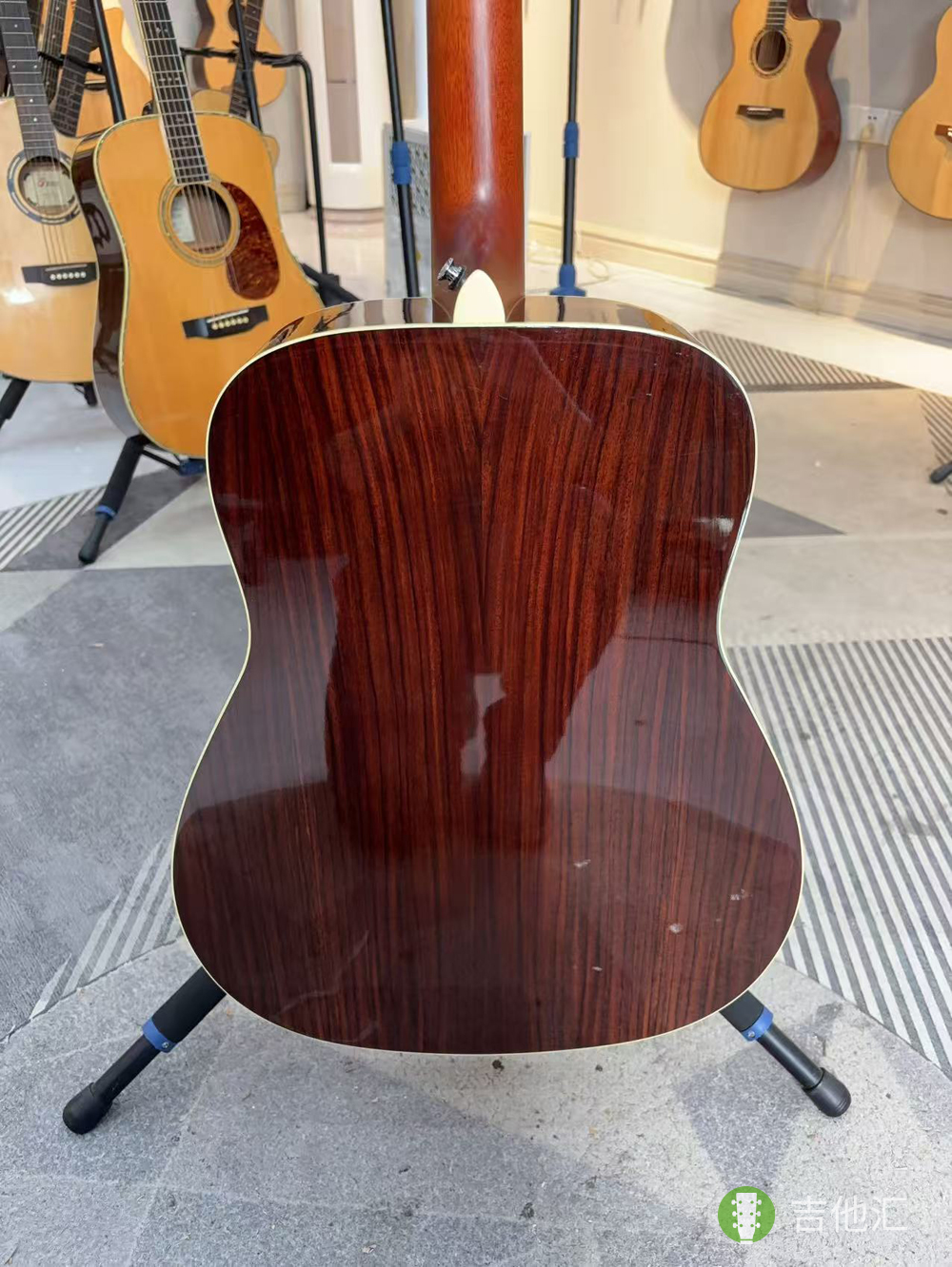 雅马哈FG830 背板实拍图