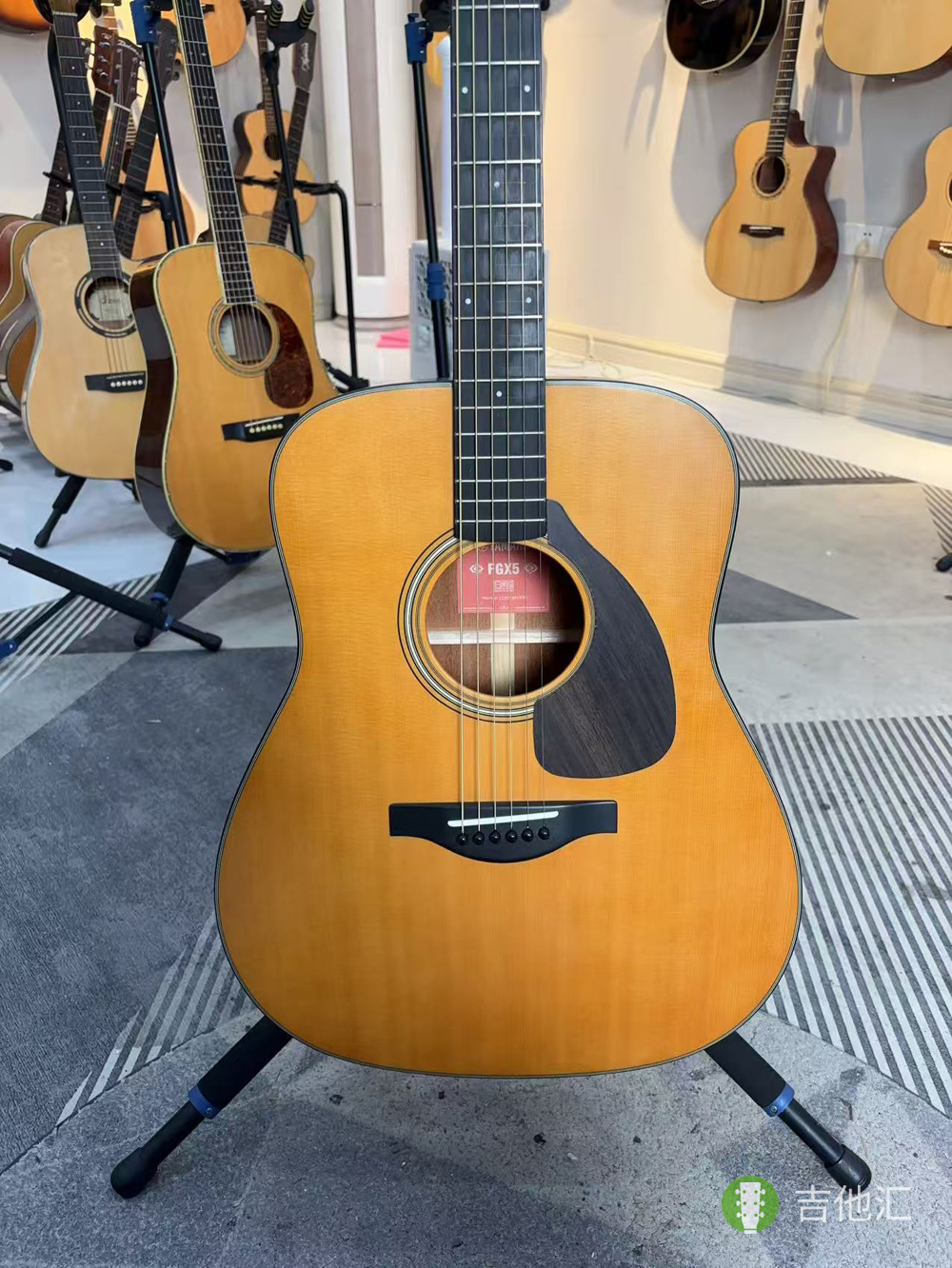 雅马哈FGX5 面板实拍图